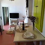 Vgena's House In Dio Choria Тинос