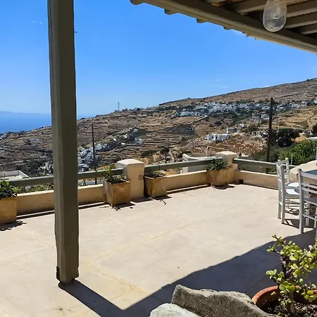 Holiday home Vgena's House In Dio Choria *