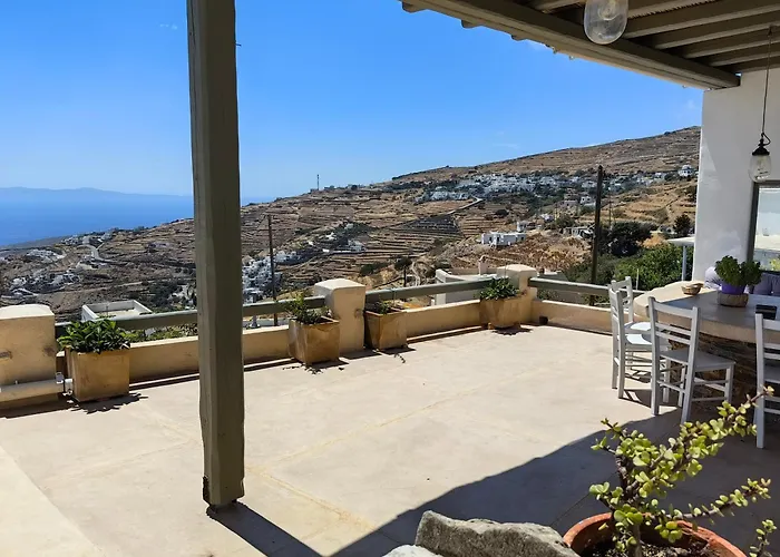 Holiday home Vgena's House In Dio Choria *